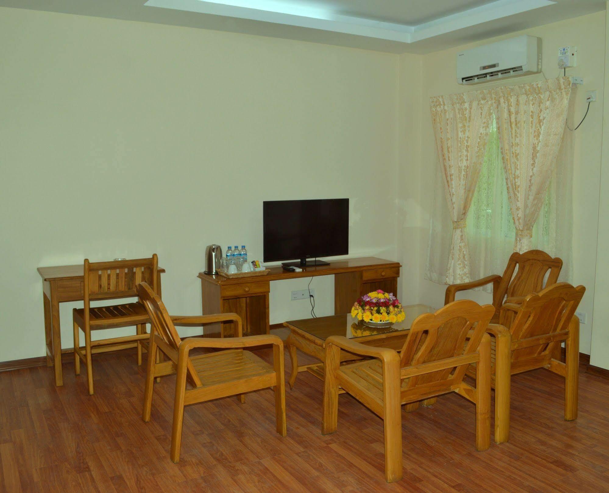 Shwe Poe Eain Hotel New Bagan 외부 사진